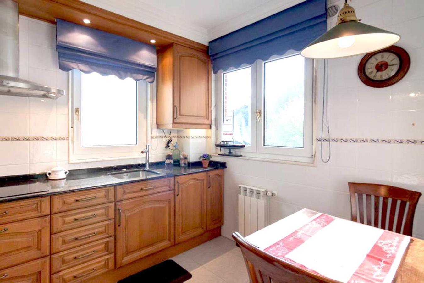 Piedrahita Duplex Playa Berriaアパートメント エクステリア 写真